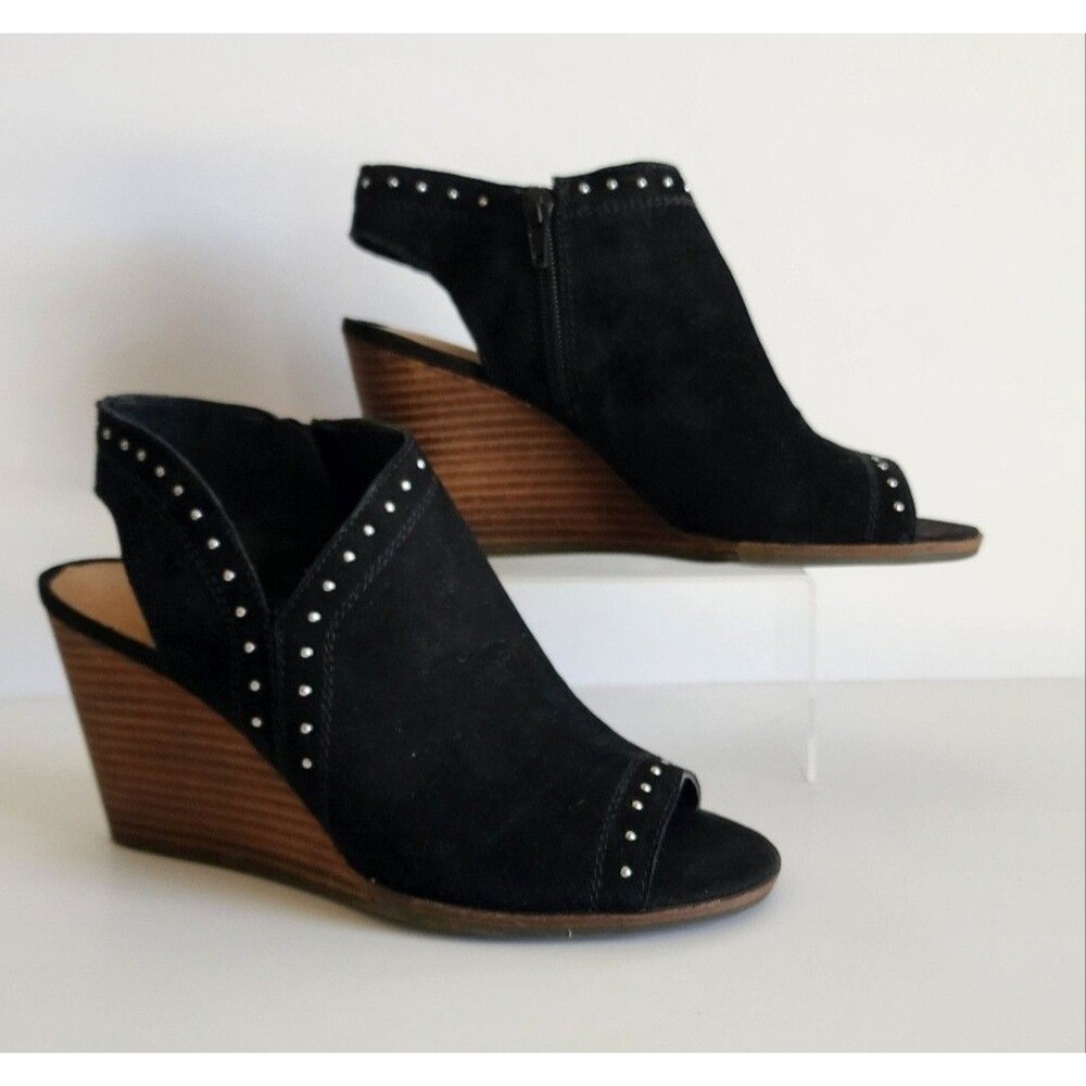 Lucky Brand Ulyssas Women's 7M Black Suede Studded Wedges Casual Heel